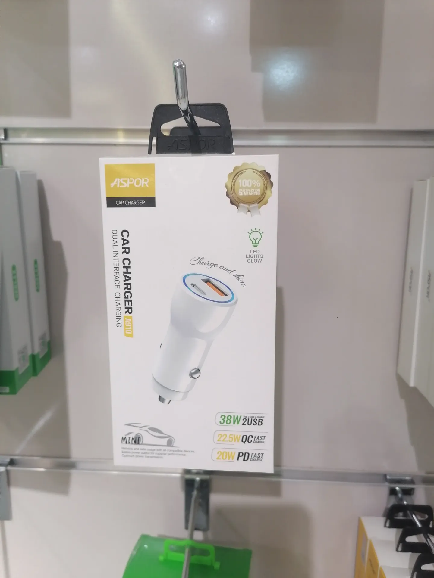 Chargeur voiture ASPOR