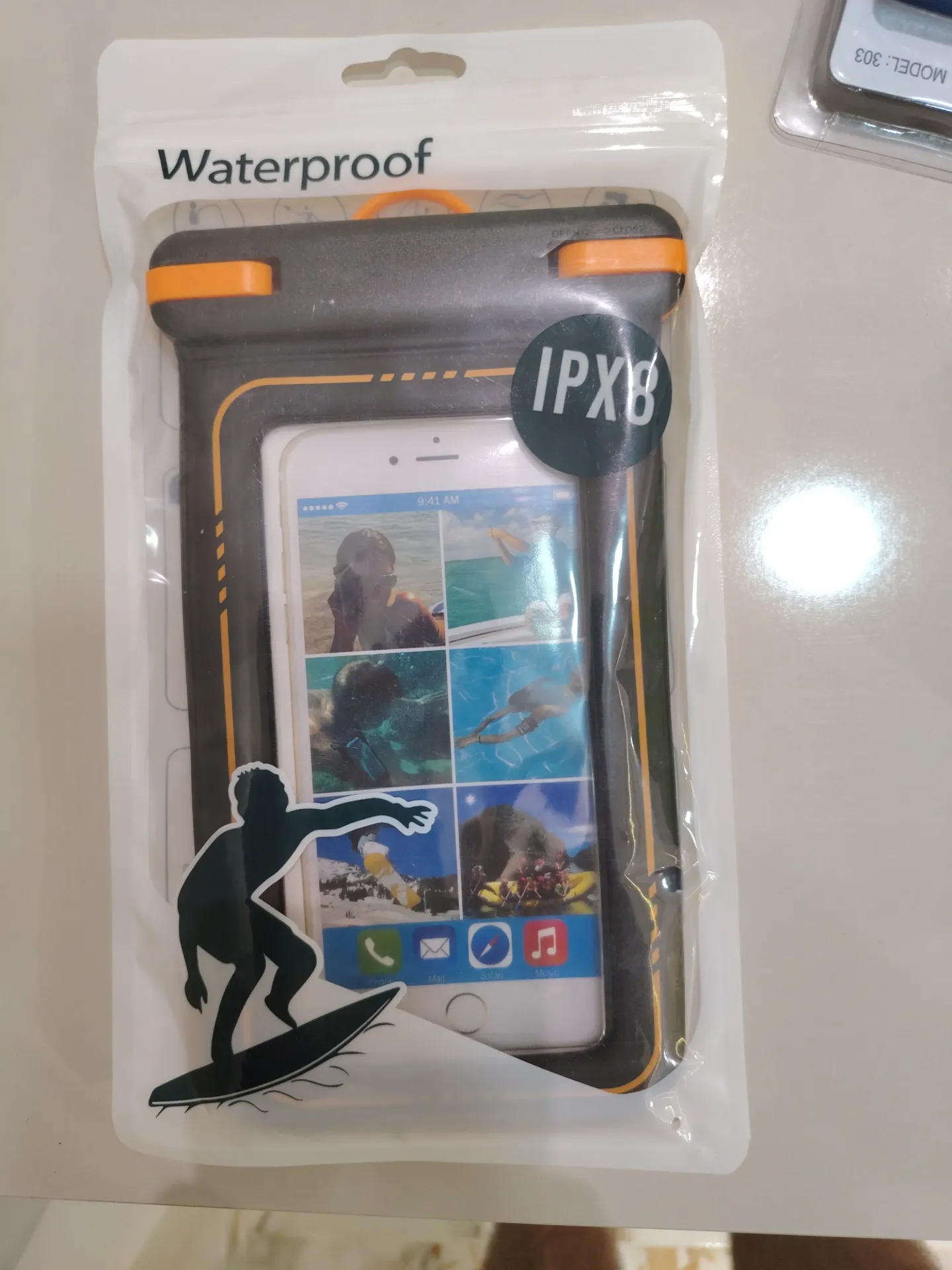 Poche ipx 8